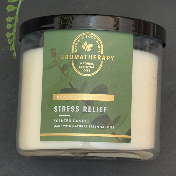 BBW Stress Relief Eucalyptus Spearmint Bath & Body Works 3 Wick Candle - Picture 5 of 10